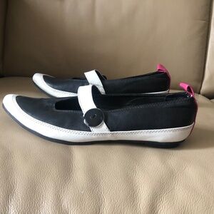 Vintage Y2K Killah by Miss Sixty leather black and white flats Mary Jane-Size 38